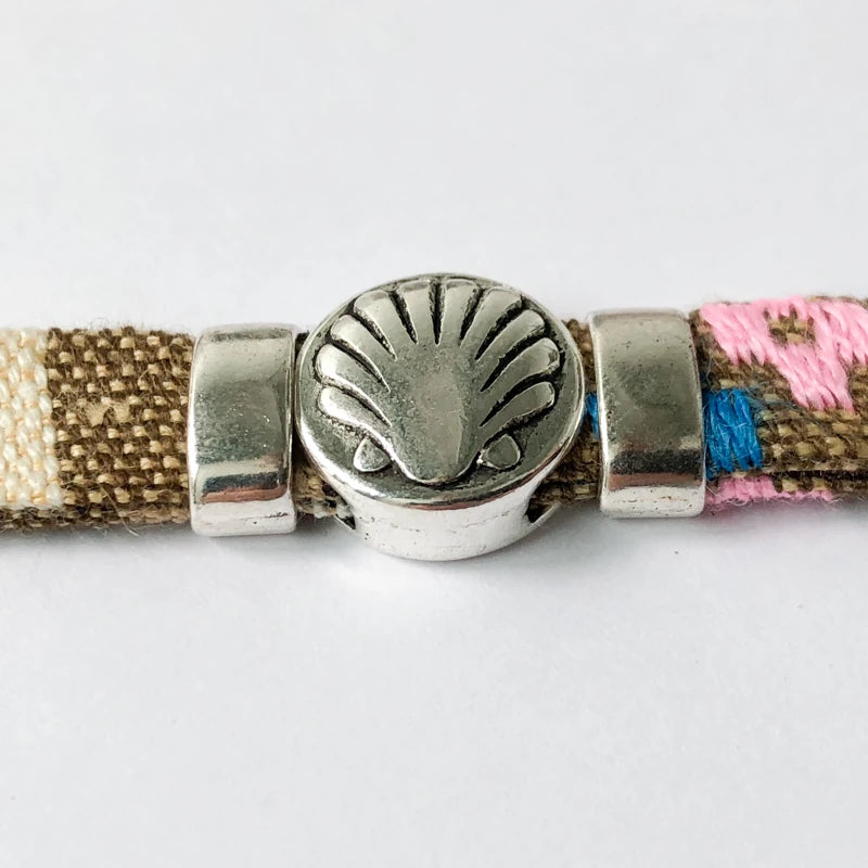 Fabric Bracelet with Metal Camino Shell
