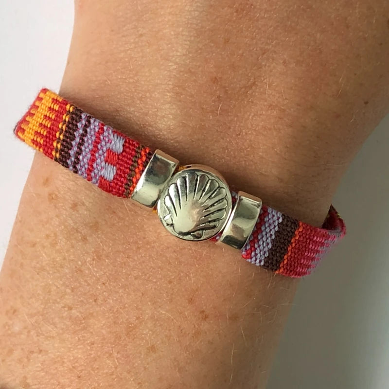 Fabric Bracelet with Metal Camino Shell