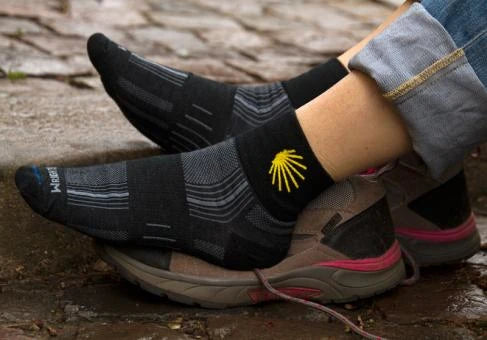 Double-Layer Pilgrim Socks short